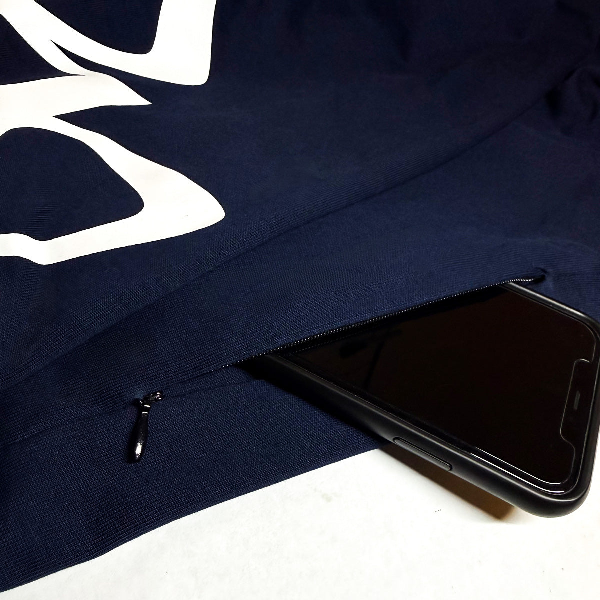 "New Yorker" Graffiti Handstyle - Midnight Navy Blue Heavyweight T-Shirt