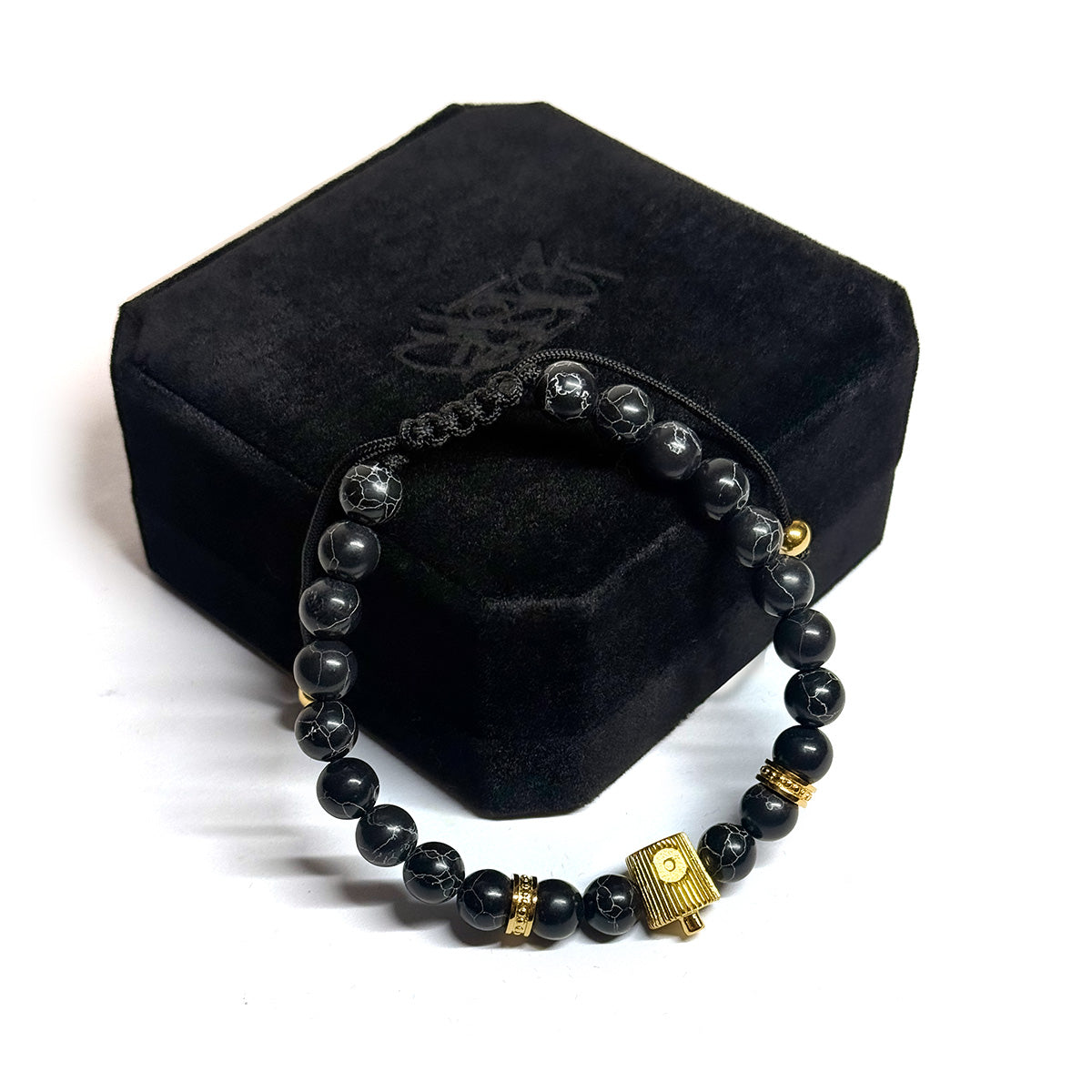 NY Fat Cap Beaded Bracelet - Black and Gold
